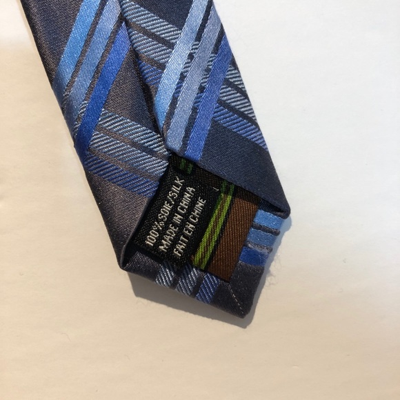 BCBG Attitude 100% Silk Slim Tie Blue Plaid - Picture 4 of 4